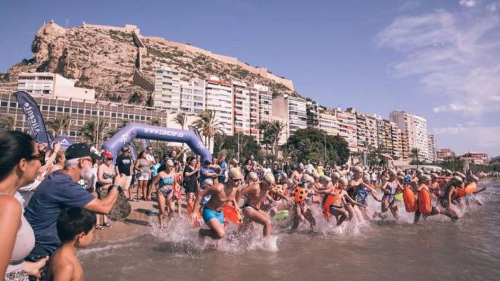 La 94ª Vuelta a la Escollera del domingo 8 de septiembre prevé llegar a los 400 nadadores